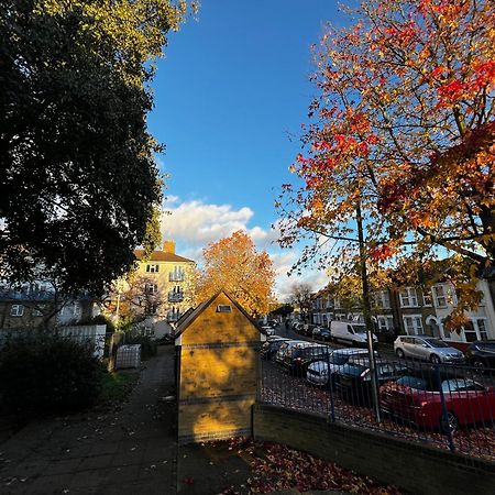 1-Bed Flat With Fast Wi-Fi In Prime Location 15Mins From Central London Londres Exterior foto