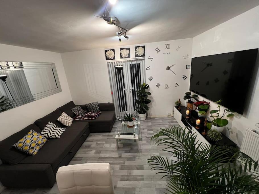 1-Bed Flat With Fast Wi-Fi In Prime Location 15Mins From Central London Londres Exterior foto